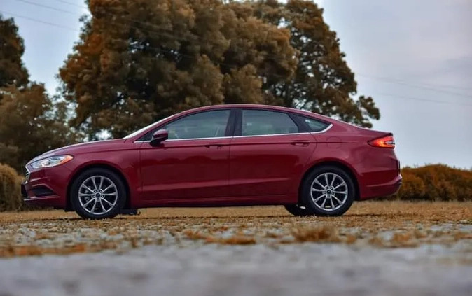 Ford Fusion cena 48900 przebieg: 70000, rok produkcji 2017 z Białystok małe 191